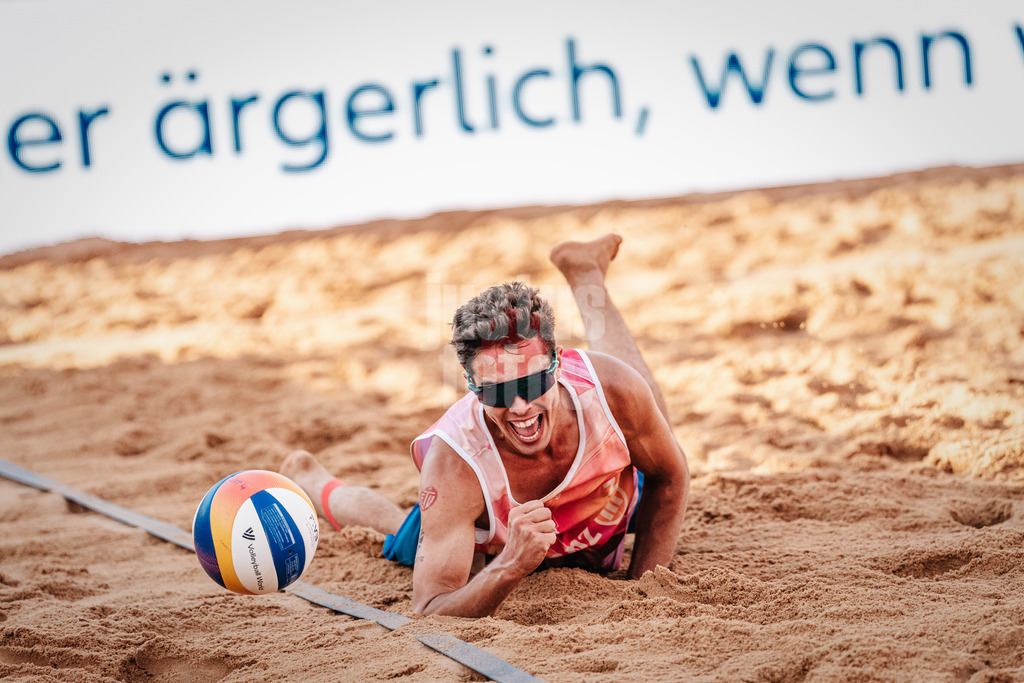 Beachvolleyball | Männer | German Beach Tour 2024 | Tourstop München | 20.07.2024 | Lui Wüst jubelt