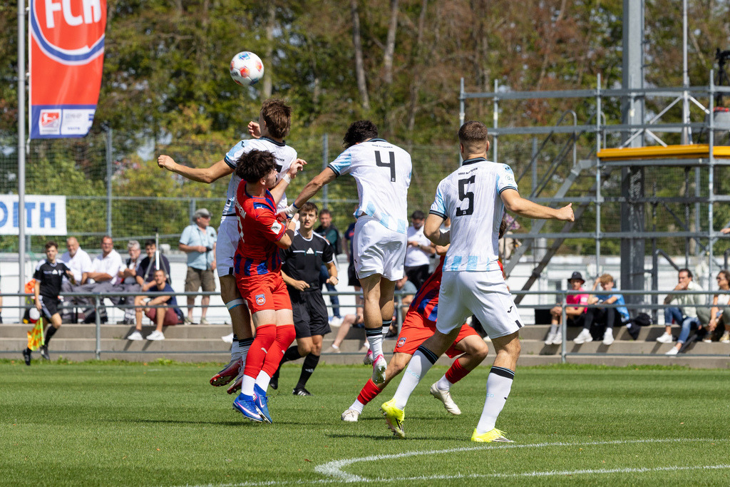 20260830-U19_DFB-Pokal_FCH-1860_008 | 1.FC Heidenheim 1846 vs. TSV 1860 München, Fußball, U19, DFB-Pokal, 2026/2027, 2. Runde, 30.08.2026 in Heidenheim, Walter-Birkhold-Jugendstadion(Foto: Michael Bulling) - Realisiert mit Pictrs.com
