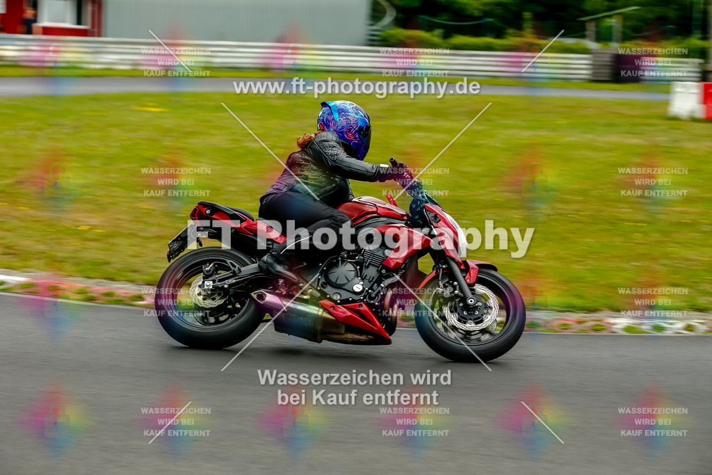 VBK-5028 | Hier findet Ihr Bilder von Touristenfahrten auf der Nürburgring Nordschleife oder von anderen Veranstaltungen die ich besucht habe. Viel Spass beim Durch Schauen 