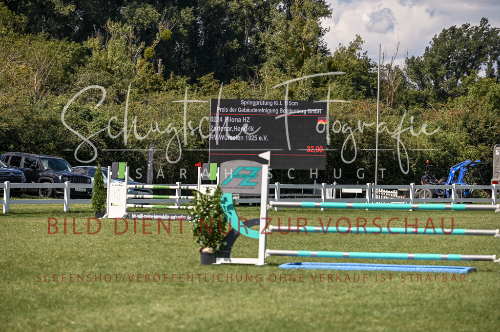 Schugtsche-Düren.2024-09.Springprf.L-1 | Schugtsche Fotografie - Realisiert mit Pictrs.com