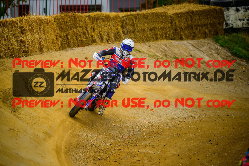 MaZZes_Fotomatrix_20251011_6021986_3803 | SENIOR