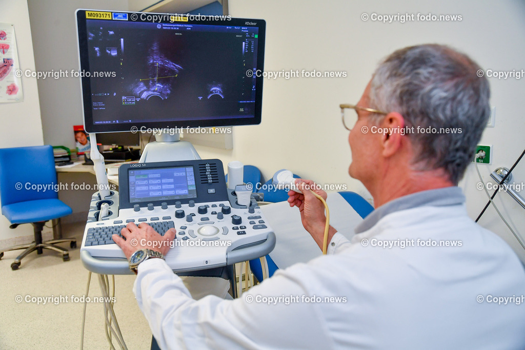 Michael Dunzinger_ Primar_ Salzkammergutklinikum Vöcklabruck_ 19.01.2023-4 | 19.01.2023, Voecklabruck, AUT, Salzkammergutklinikum, im Bild Michael Dunzinger (Primar, Urologie, Salzkammergutklinikum Voecklabruck)