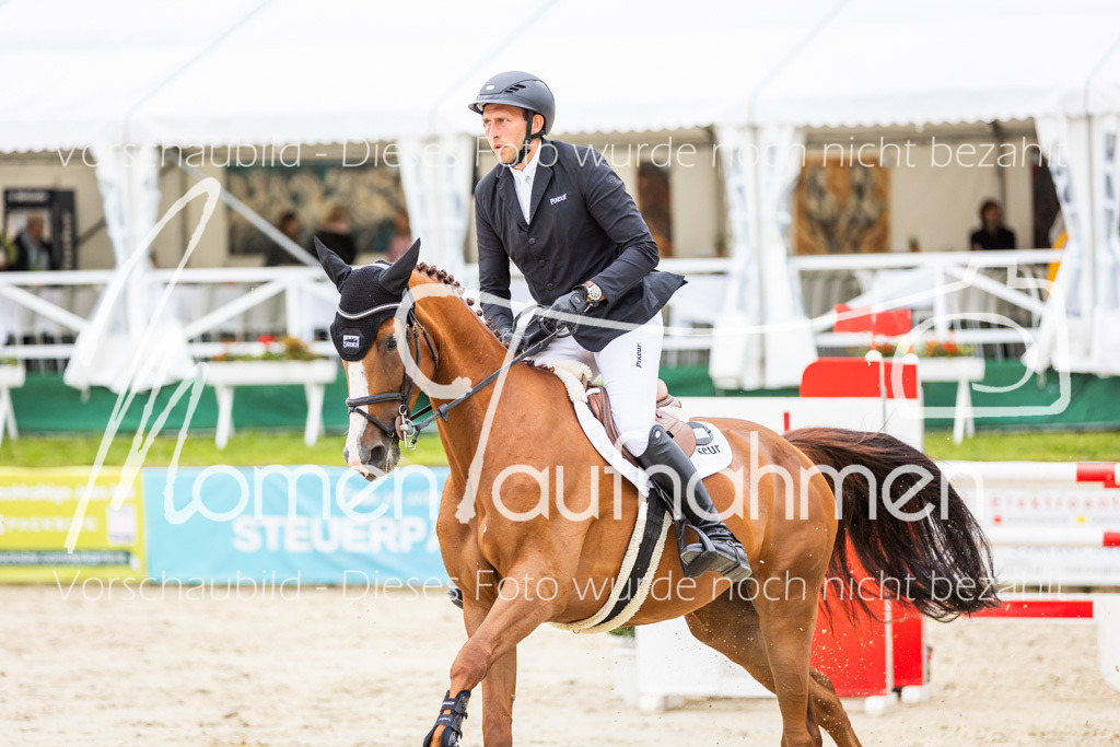 BHO-2PhSpr-M-5-2379 | MomenTaufnahmen Pferdesportfotos