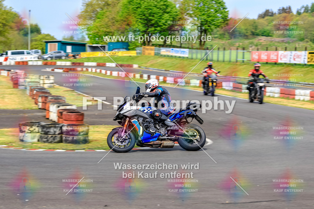 _OTO3256 | Hier findet Ihr Bilder von Touristenfahrten auf der Nürburgring Nordschleife oder von anderen Veranstaltungen die ich besucht habe. Viel Spass beim Durch Schauen 