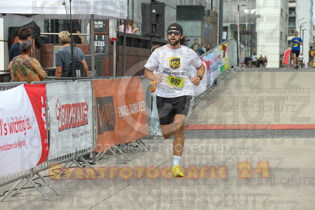 250920_1319_EX1_4005 | Sportfotografie im Rhein-Sieg Kreis, Köln, Bonn, NRW, Rheinland Pfalz, Hessen, etc. Unser Tätigkeitsfeld umfasst den Laufsport vom Volkslauf über den Marathon, Duathlon, Triathon bis zum Ultralauf wie Kölnpfad Ultra oder Schindertrail.