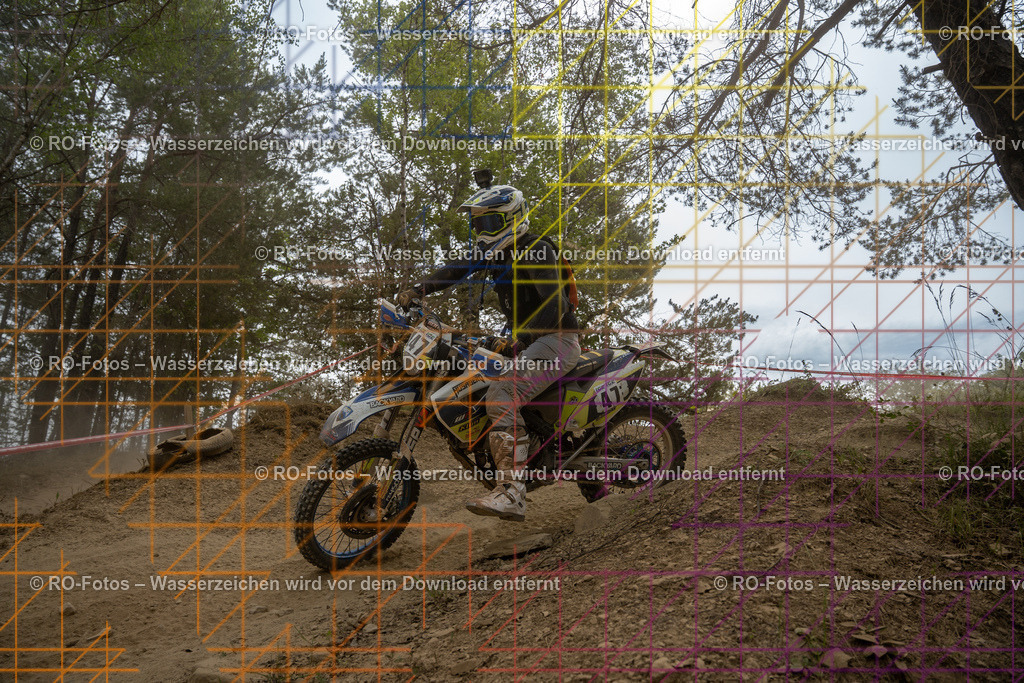 Niederwürzbach 4 Lauf-1230 | Sportfotografie von RO-Fotos: Motorsport, Motocross, Enduro, Laufveranstaltungen und Triathlon. Professionelle Fotos von Sportlern und Events. - Realisiert mit Pictrs.com