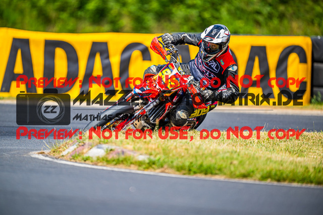 MaZZes_FotoMatrix_220528_2688 | Fotograf Mathias Schmid
Sportfotograf,
Eventfotograf,
Hochzeitsfotograf,
Portraitfotograf