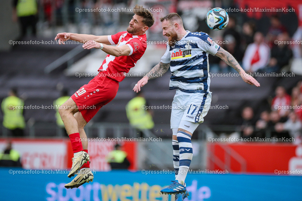 RWE3Liga07042401077 | 07.04.2024, Essen, Fußball, bwin 3. Liga Herren, Stadion an der Hafenstraße, 32. Spieltag Saison 2023 2024, Rot-Weiss Essen – MSV Duisburg:  Kopfball Kopfballduell Leonardo Vonic (Rot-Weiss Essen) gegen Marvin Knoll (MSV Duisburg).
DFB regulations prohibit any use of photographs as image sequences and or quasi-video.