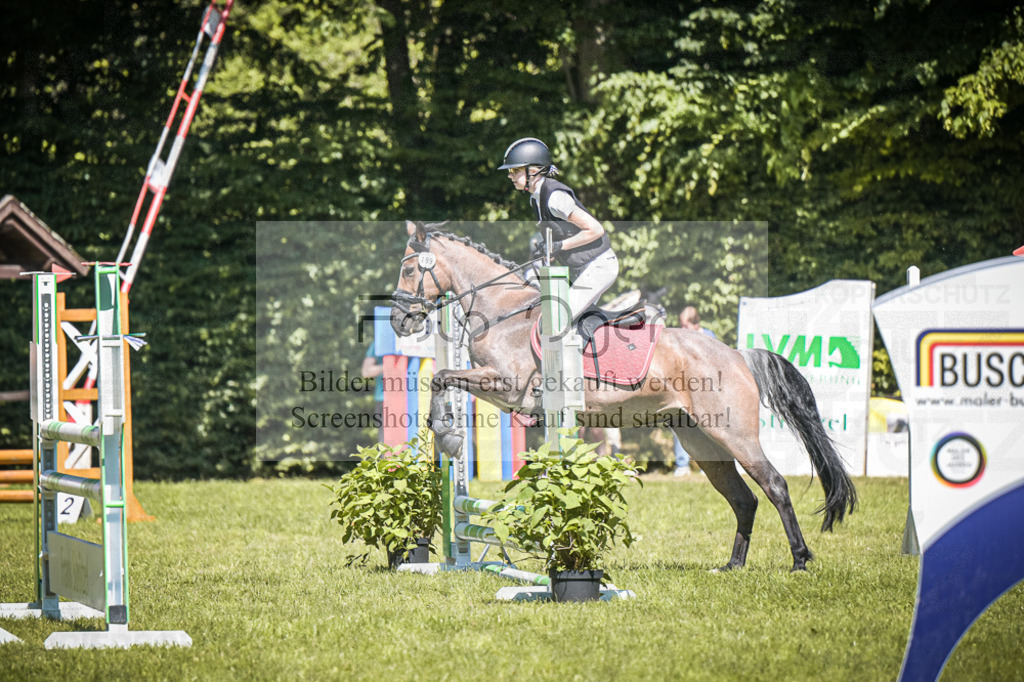 DOS_2719 | Entdecke hochwertige Reitturnierfotos von Foto Oger. Professionell, emotional und authentisch – jetzt Lieblingsmomente im Shop bestellen. - Realisiert mit Pictrs.com
