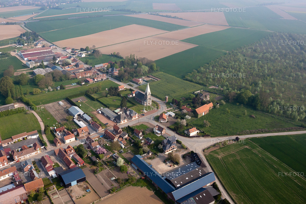 Luftbild: Ortsansicht in Neuville-Bourjonval im Bundesland Pas-de-Calais in Frankreich. Foto: IMG_40040.jpg vom 17.04.2011 durch Werner Riehm/FLY-FOTO.de