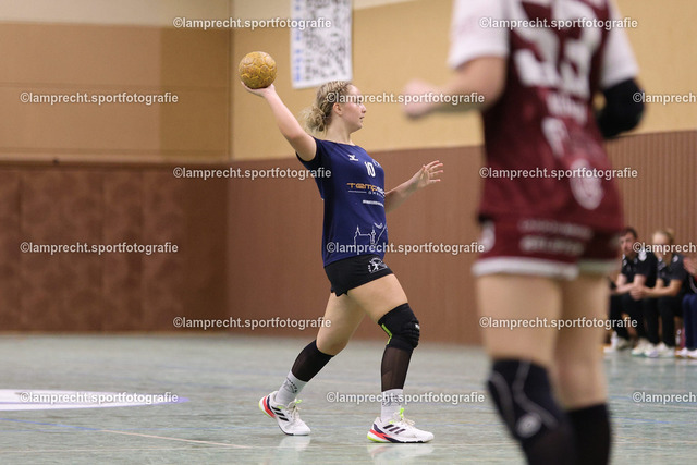 Handball I Juniorinnen I Saison 2026-2027 I Oberliga Schleswig-Holstein I 3. Spieltag I HSG Kalkberg 06 - TSV Bargteheide 152 | Lennya Putzig (10, HSG Kalkberg 06) - Realisiert mit Pictrs.com