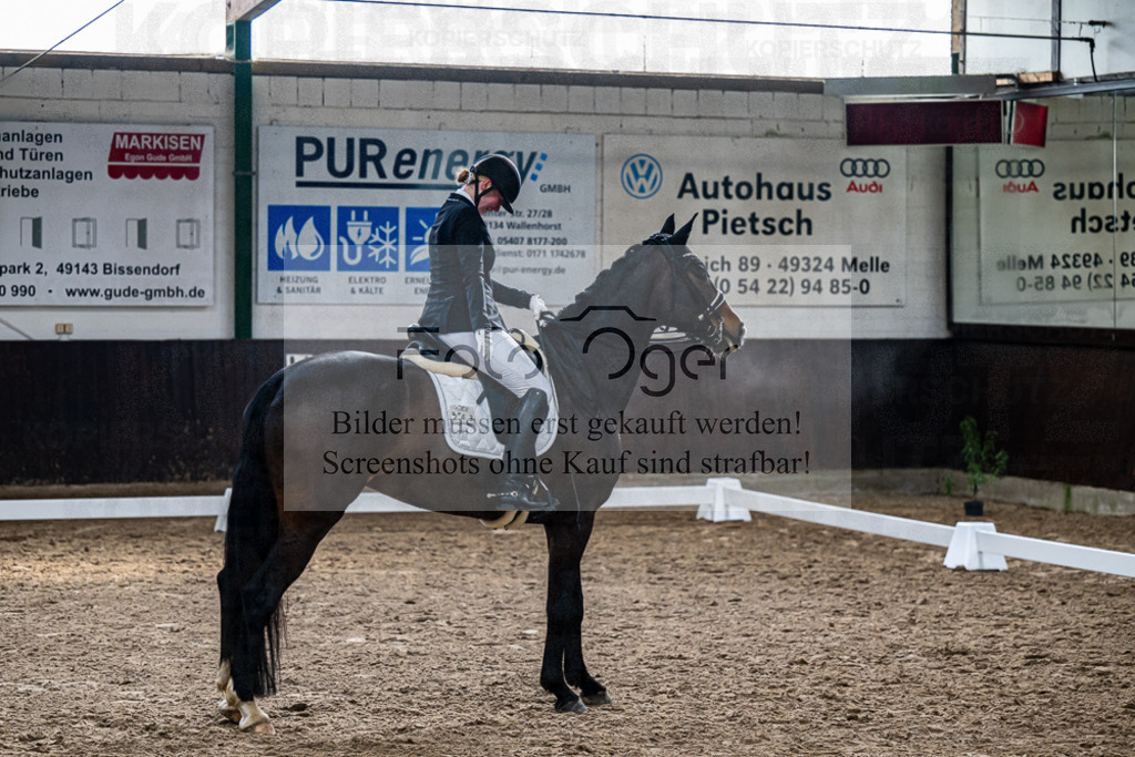 20240310-DOS_9291 | Entdecke hochwertige Reitturnierfotos von Foto Oger. Professionell, emotional und authentisch – jetzt Lieblingsmomente im Shop bestellen.Deutschlandweite Turnierfotografie. - Realisiert mit Pictrs.com