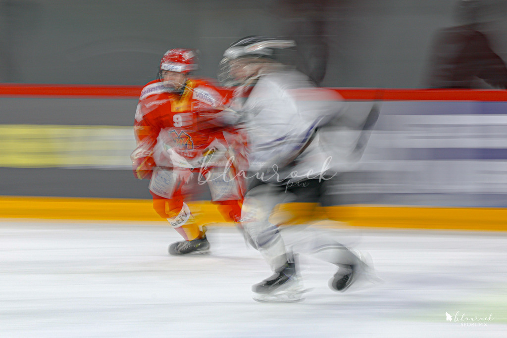 EHCB Spirit vs HCFG_wb-7523 | Sportbilder, Sportfotograf, Hochzeits- und Eventfotografin, Flugshows, Portraits und Tiershooting, Aviation, Downhill, Nationalleague, Swissleague, International