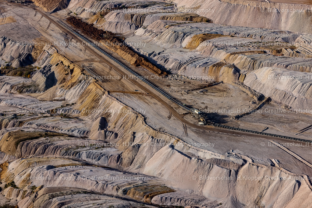 Luftbild-Niederzier-Tagebau Hambach-8247 | Luftbildfotografie Hermann Klöpper - Realized with Pictrs.com