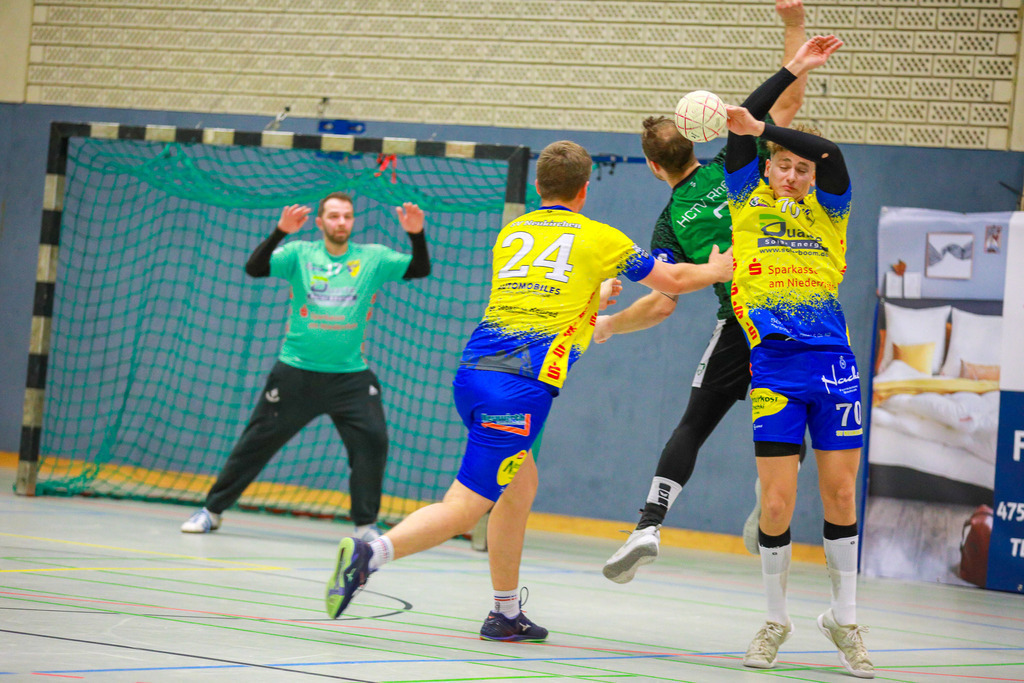 SVN_HcTvRhede_131225_150 | Bildergalerie von Sport-Ereignissen aber auch von weiteren spannenden Dingen - nicht nur vom Niederrhein. In Anlehnung an den bekannten Spruch von Hanns Dieter Hüsch heißt das Motto: "Niederrhein ist überall".  - Realisiert mit Pictrs.com