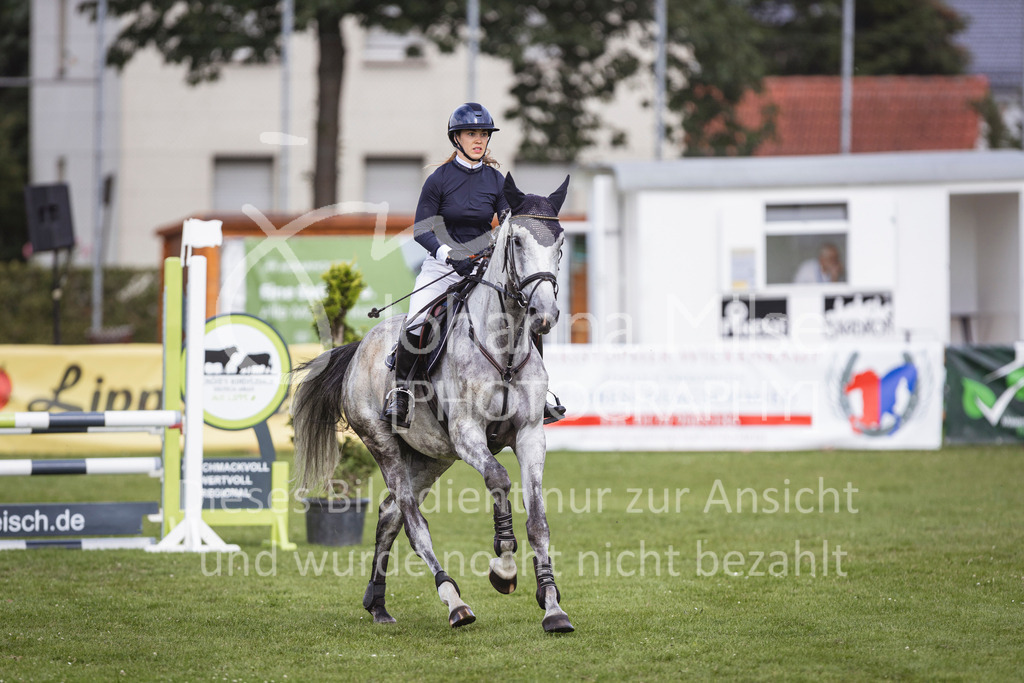 240719_LC_SprPf-A1-126 | Deine schönsten Turniermomente als professionelle Fotos! Entdecke hochwertige Pferdesport-Fotografie im Online-Shop. Jetzt Fotos finden & bestellen!