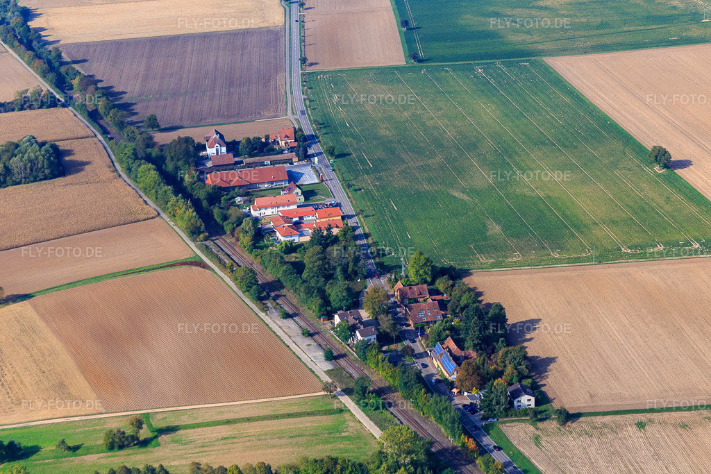 Luftbild: Schaidter Bahnhof in Steinfeld im Bundesland Rheinland-Pfalz in Deutschland. Foto: IMG_084516.jpg vom 03.10.2015 durch Werner Riehm/FLY-FOTO.de