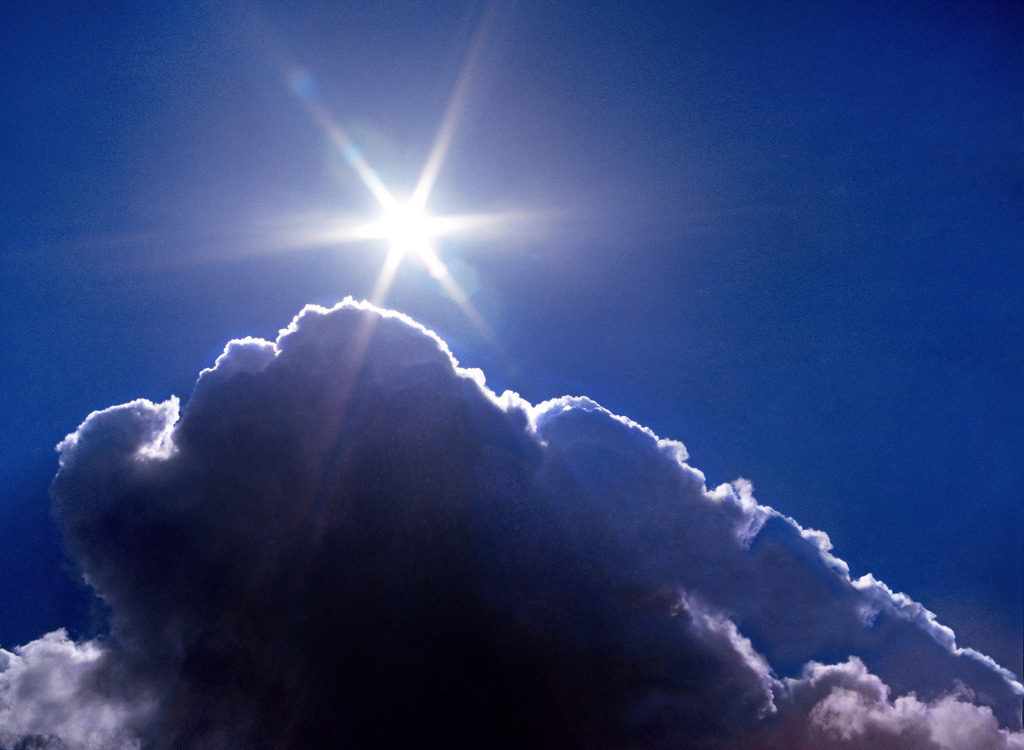  WolkenWort  39_Sonnenstern  | Beegebilder online. 
BIldarchiv von Beege Fotodesign mit ausgewählten Werken, die sich besonders gut für die Dekoration Ihrer Räume oder Wände eignen. 