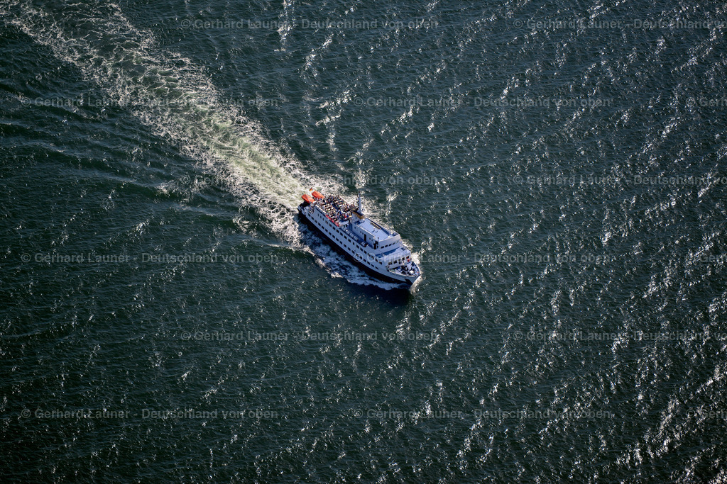 3637909 | SASSNITZ 25.08.2016 Passagier- und Fahrgast- Schiff " MS Cap Arkona " in Sassnitz an der Ostseeküste im Bundesland Mecklenburg-Vorpommern, Deutschland. Weiterführende Informationen bei: Adler-Schiffe GmbH & Co. KG. // Passenger ship " MS Cap Arkona " in Sassnitz at the baltic coast in the state Mecklenburg - Western Pomerania, Germany. Further information at: Adler-Schiffe GmbH & Co. KG. Foto: Gerhard Launer