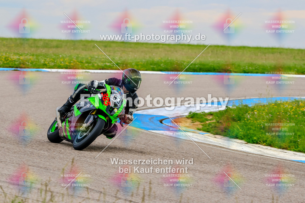 MotoTeam-1702 | Hier findet Ihr Bilder von Touristenfahrten auf der Nürburgring Nordschleife oder von anderen Veranstaltungen die ich besucht habe. Viel Spass beim Durch Schauen 