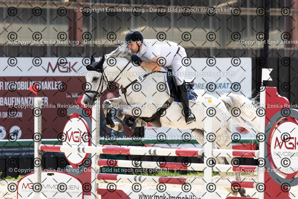 CL5A7120 | Emilia Reinking Fotografie - Realisiert mit Pictrs.com