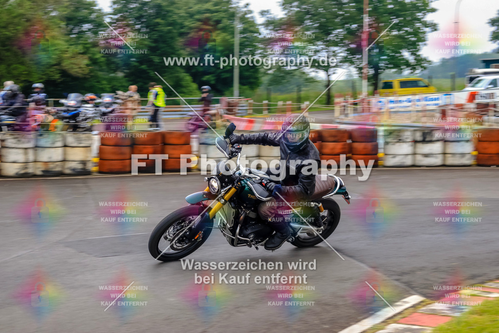 OBK-5337 | Hier findet Ihr Bilder von Touristenfahrten auf der Nürburgring Nordschleife oder von anderen Veranstaltungen die ich besucht habe. Viel Spass beim Durch Schauen 