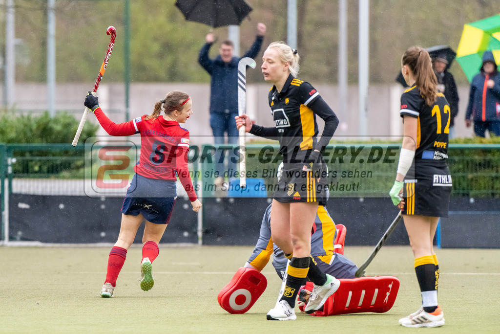 HK_20230401_106654 | 1. Bundesliga Damen Düsseldorfer HC - Harvestehuder THC  am 1.4.2023 DHC Düsseldorf, Düsseldorf , Friederike Heusgen ( Düsseldorfer HC #8 )
