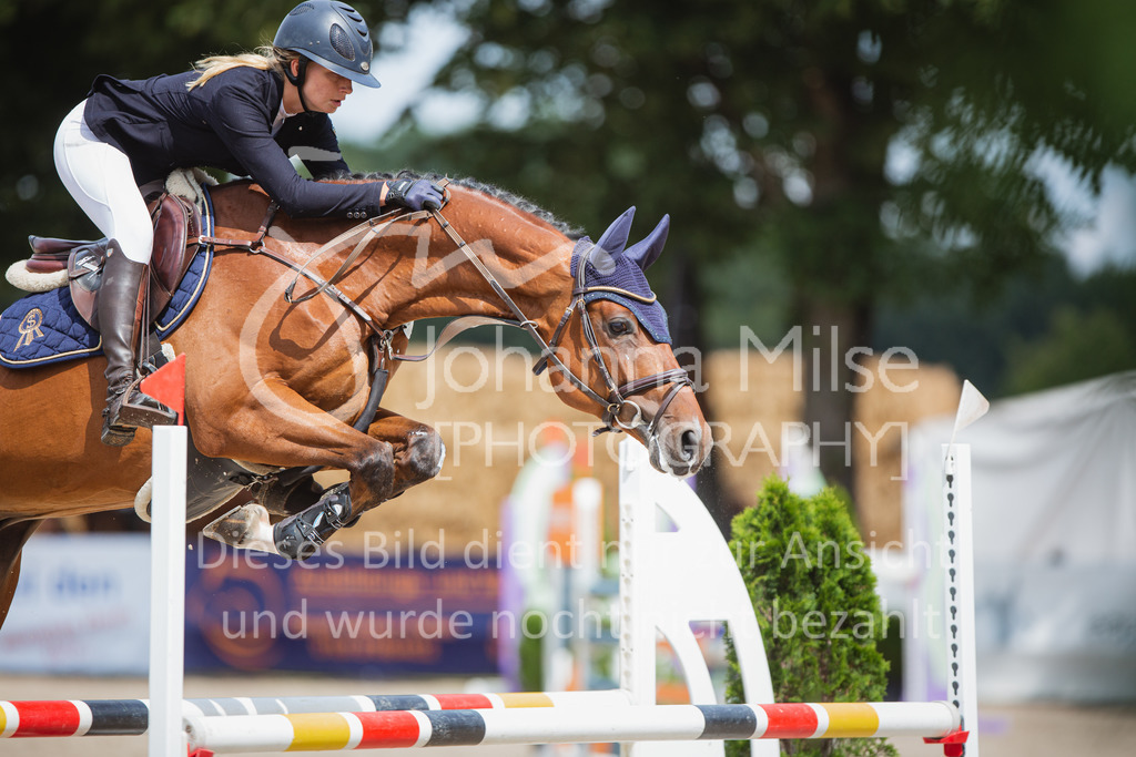 220705_Mühlen_SprPf-L2-539 | Late Entry Mühlen
05.07.2022
05 Springpferdeprüfung Kl.L
5-7jährige Pferde