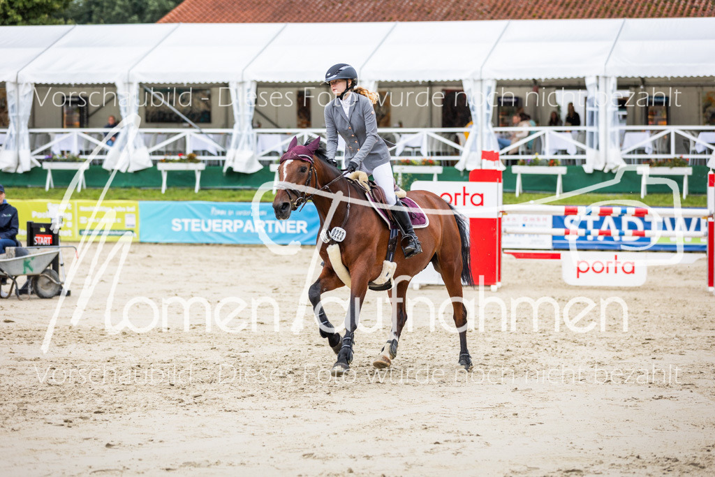 BHO-2PhSpr-M-5-2152 | MomenTaufnahmen Pferdesportfotos