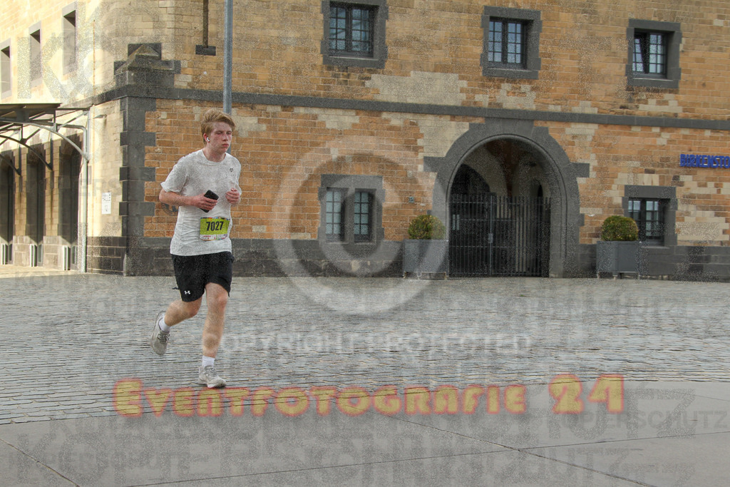 250920_1533_EV4_9136 | Sportfotografie im Rhein-Sieg Kreis, Köln, Bonn, NRW, Rheinland Pfalz, Hessen, etc. Unser Tätigkeitsfeld umfasst den Laufsport vom Volkslauf über den Marathon, Duathlon, Triathon bis zum Ultralauf wie Kölnpfad Ultra oder Schindertrail.