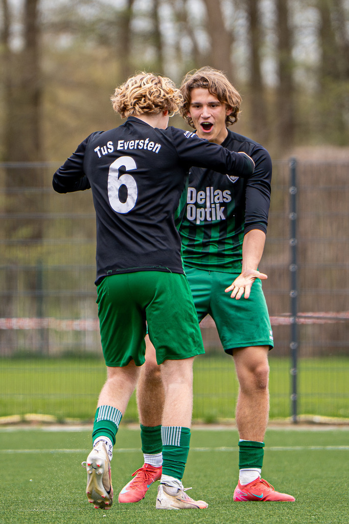 VFL Wittekind-Wildeshausen - TuS Eversten I 03379 | jns.sportfotos - Realisiert mit Pictrs.com