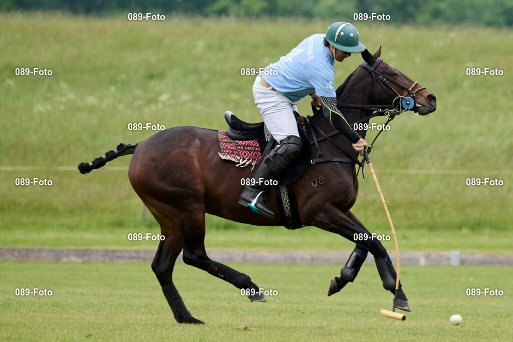 La Tarde Primavera Cup 2025, Ostersee Polo Team vs H3 Polo Passion Team | La Tarde Polo Club Munich, La Tarde Primavera Cup 2025, Ostersee Polo Team vs H3 Polo Passion Team, Foto: 089-foto - Realisiert mit Pictrs.com