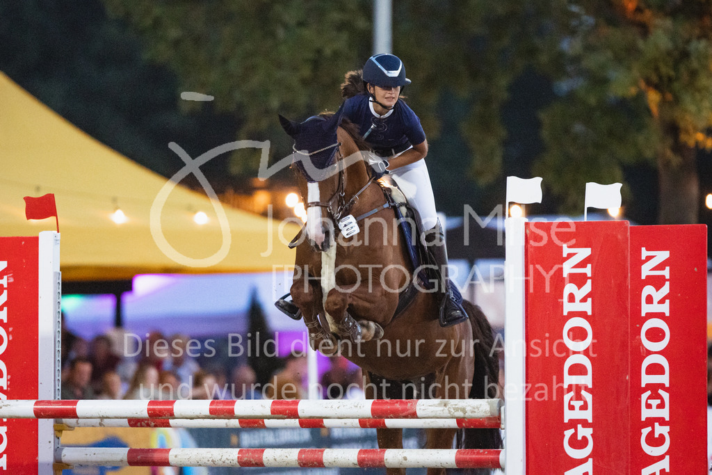 220825_Delbrueck_A1-Mannschaft-393 | Deine schönsten Turniermomente als professionelle Fotos! Entdecke hochwertige Pferdesport-Fotografie im Online-Shop. Jetzt Fotos finden & bestellen!