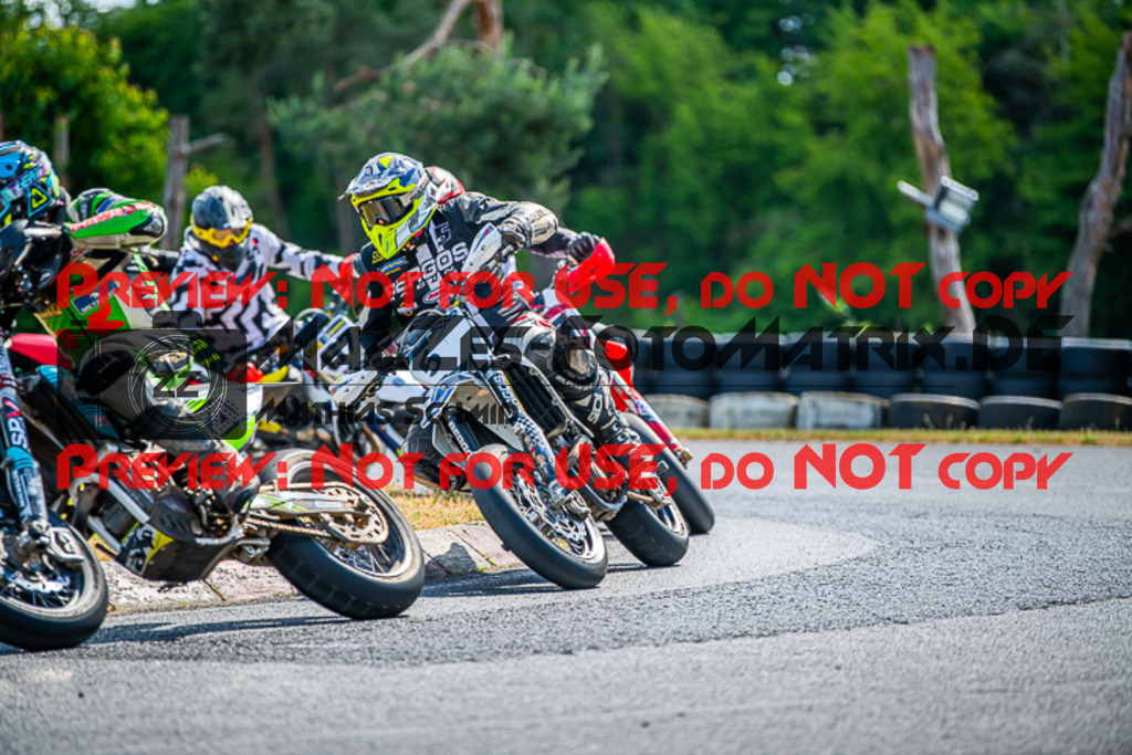 MaZZes_FotoMatrix_220529_6511 | Fotograf Mathias Schmid
Sportfotograf,
Eventfotograf,
Hochzeitsfotograf,
Portraitfotograf