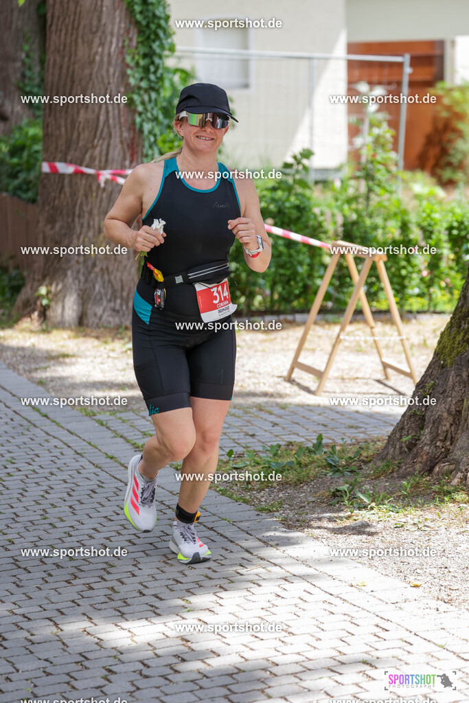 KSZ_8335 | Stadttriathlon Erding 2025. #yourpictrs #sportshot_your_pictrs @Sportshotphotography #stadttriathlonerding Copyright: www.sportshot.de