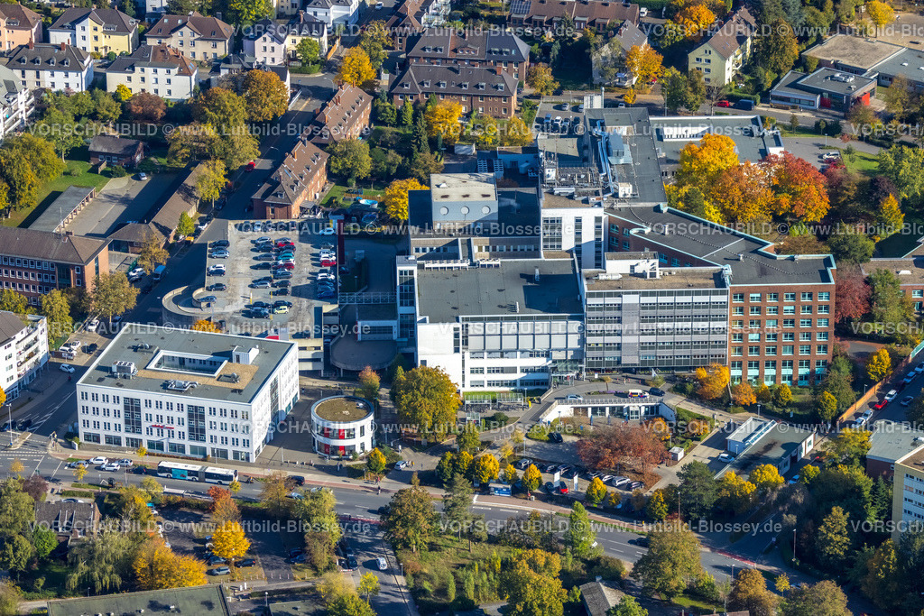 Moers221004215 | Luftbild, St. Josef Krankenhaus, Moers, Moers, Ruhrgebiet, Nordrhein-Westfalen, Deutschland