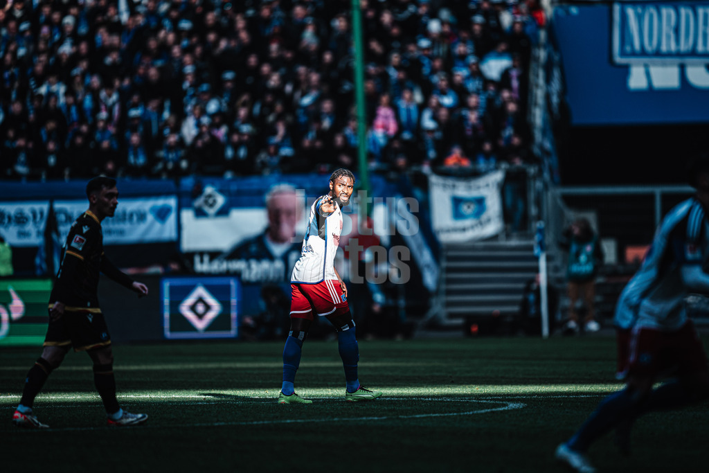 Fußball | Männer | Saison 2023/2024 | 2. Fußball-Bundesliga | 19. Spieltag | Hamburger SV vs. Karlsruher SC | 28.01.2024 | Stephan Ambrosius (#35, HSV)