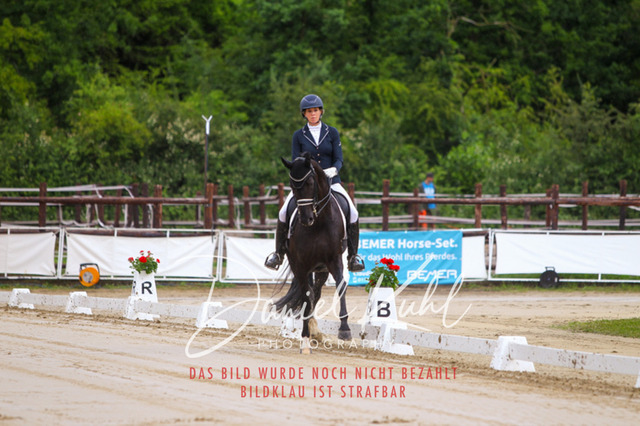 DKP47055 | Turniersportfotografie; Pferdefotografie; Dressurfotografie