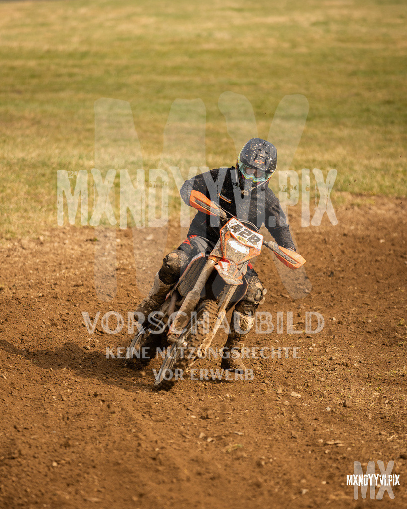866A0666 | mxndyyvipix