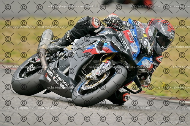 25bt05-1018 | markuskiefer.com - Realisiert mit Pictrs.com