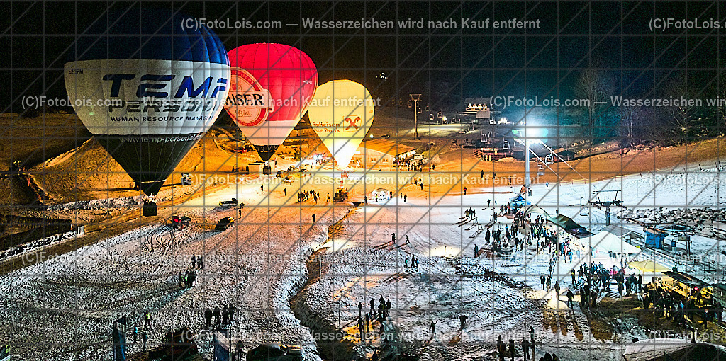 DJI_20251228191455_0153_D_Luftbild_NACHTderBALLONE | ... mit dem Ballonclub Ötscherland, einer Schauübung der Bergrettung, der Perchtegruppe Gaming 'Ötscherteufeln', dem Musikverein Lackenhof und sehr vielen Besuchern und Gästen aus nah und fern, So 28. Dezember 2025. Luftbildaufnahme.