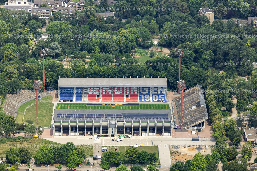 Lufbilder Krefeld-5514 | Sportstätten-Gelände der Arena des Stadion Grotenburg-Stadion an der Tiergartenstraße in Krefeld im Bundesland Nordrhein-Westfalen. - Realisiert mit Pictrs.com