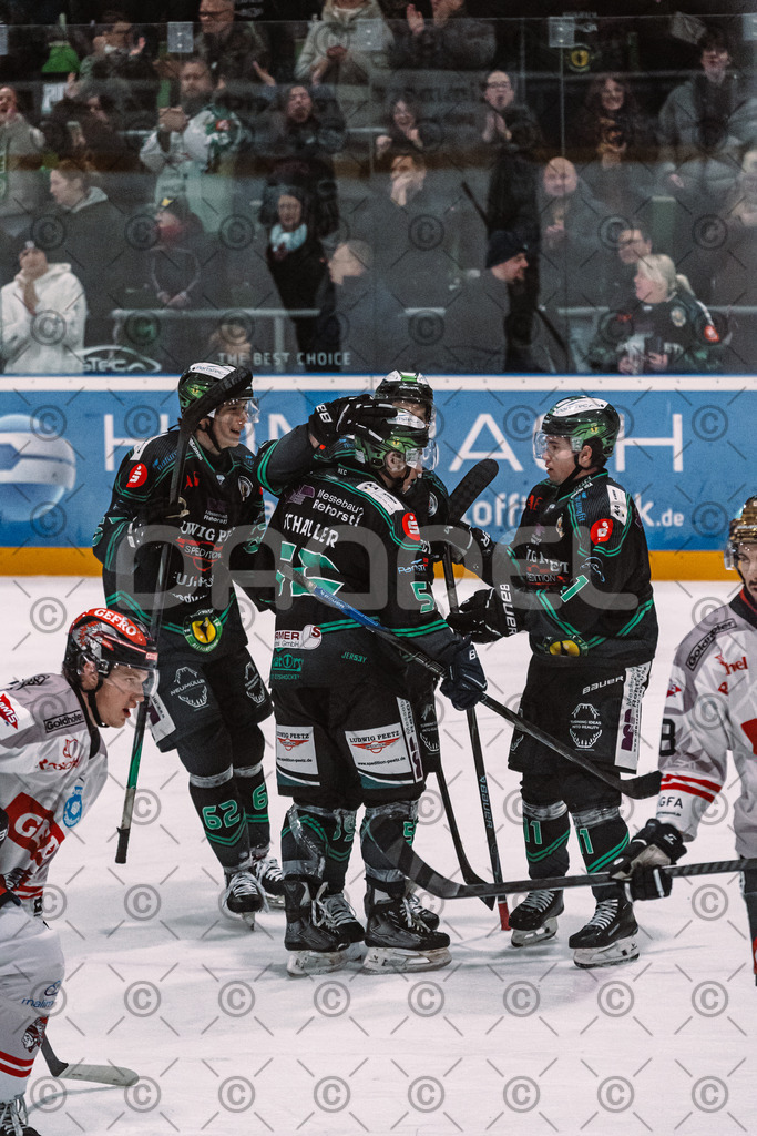 Alligators_vs_Memmingen_09_01_2026-67 | Höchstadt Alligators Fotogalerie: Eishockey-Action aus Franken. Professionelle Spielfotos, Portraits & Stadionbilder zum Download. Jetzt entdecken! - Realisiert mit Pictrs.com