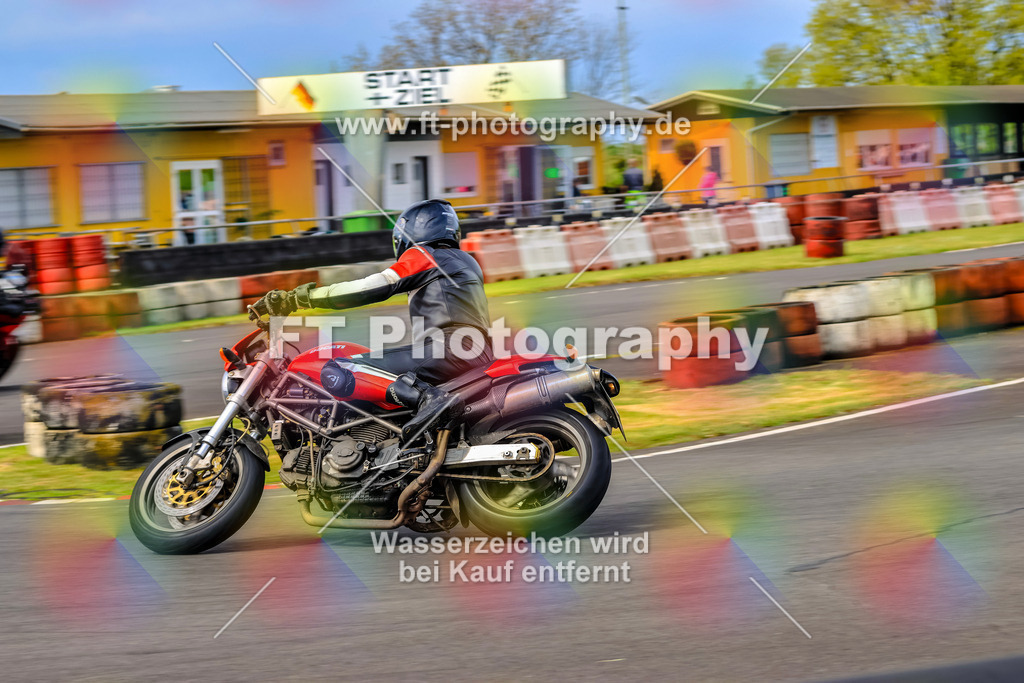 _OTO3430 | Hier findet Ihr Bilder von Touristenfahrten auf der Nürburgring Nordschleife oder von anderen Veranstaltungen die ich besucht habe. Viel Spass beim Durch Schauen 