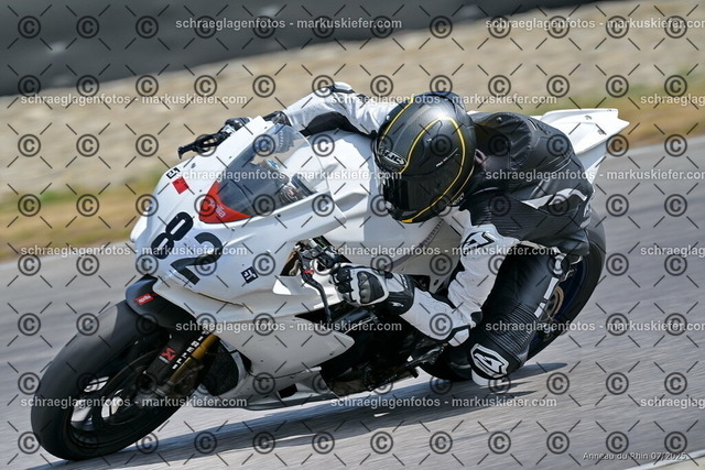 25bt04-1444 | markuskiefer.com - Realisiert mit Pictrs.com