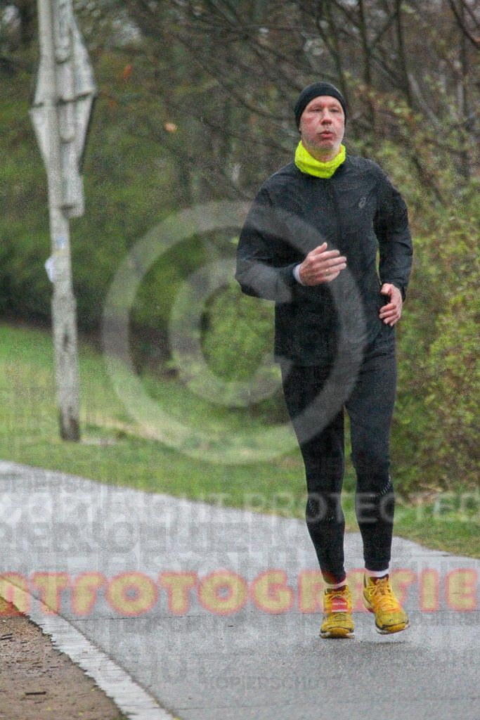 220331_1934_EV4_0163 | Sportfotografie im Rhein-Sieg Kreis, Köln, Bonn, NRW, Rheinland Pfalz, Hessen, etc. Unser Tätigkeitsfeld umfasst den Laufsport vom Volkslauf über den Marathon, Duathlon, Triathon bis zum Ultralauf wie Kölnpfad Ultra oder Schindertrail.