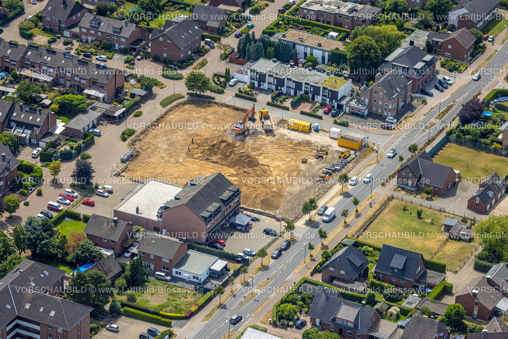 Hamminkeln220703577 | Luftbild, Baustelle mit Neubau für Aldi Supermarkt an der Bahnhofstraße Ecke Sperlingstraße, Mehrhoog, Hamminkeln, Niederrhein, Nordrhein-Westfalen, Deutschland