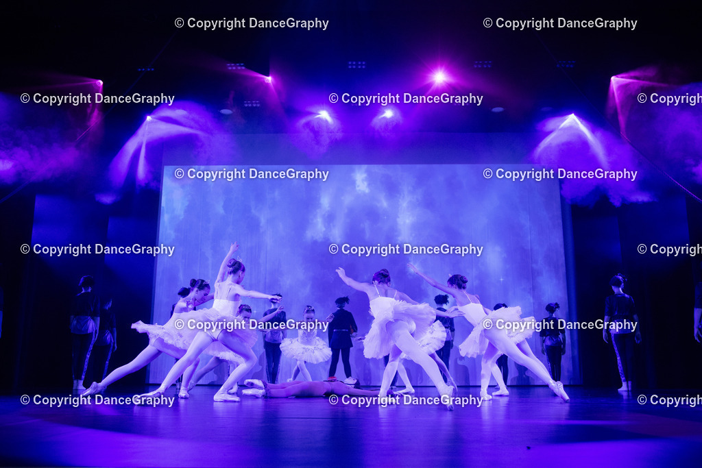 GPHY2802 | DanceGraphy - Realisiert mit Pictrs.com