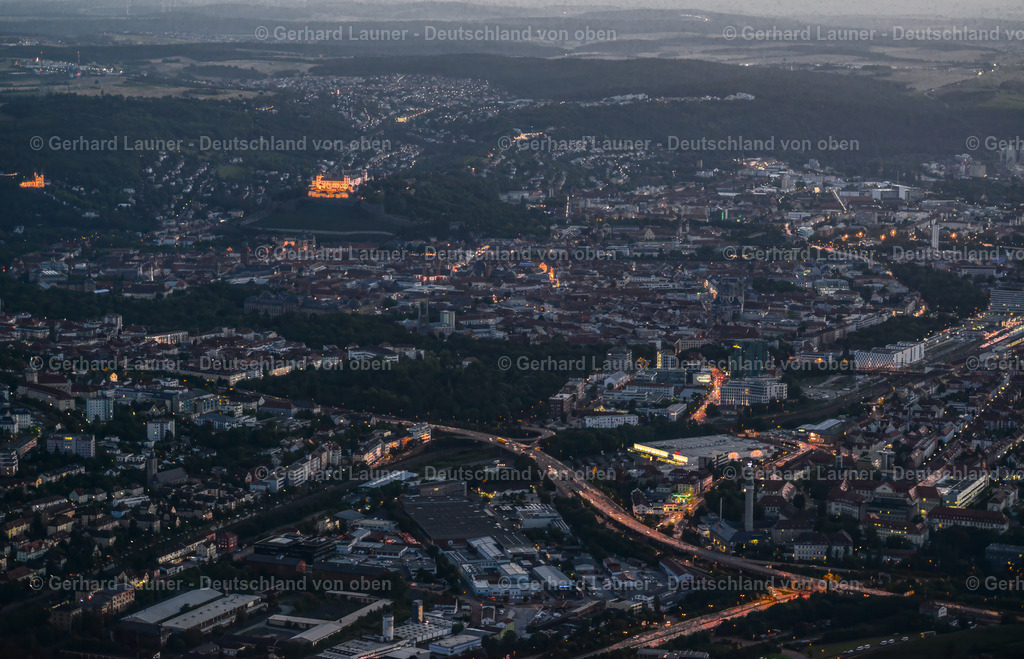 3703129 | Blick über die Innenstadt von Ost nach West bei Nacht
