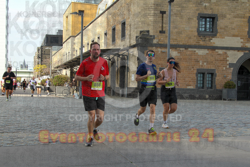 250920_1500_EV4_7848 | Sportfotografie im Rhein-Sieg Kreis, Köln, Bonn, NRW, Rheinland Pfalz, Hessen, etc. Unser Tätigkeitsfeld umfasst den Laufsport vom Volkslauf über den Marathon, Duathlon, Triathon bis zum Ultralauf wie Kölnpfad Ultra oder Schindertrail.